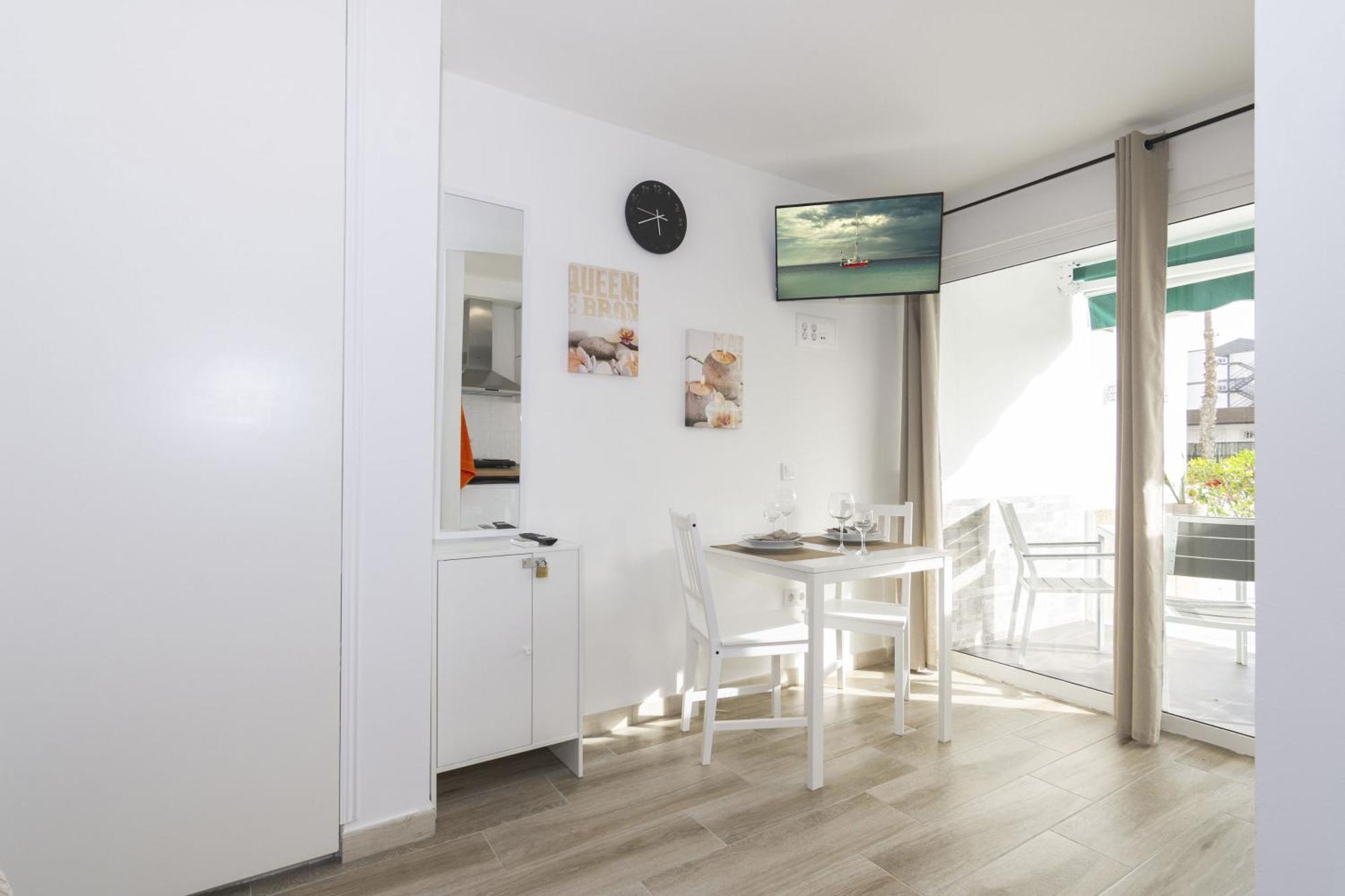 K2 Playa Del Ingles By Homestaygrancanaria ซานบาร์โตโลเม ภายนอก รูปภาพ